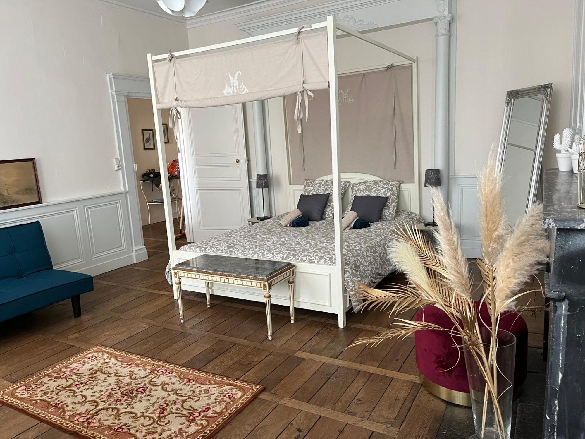 La Villa Louana 1 Appartement 160M2 Sobriete,Elegance En Coeur De Ville Aubusson  Eksteriør bilde